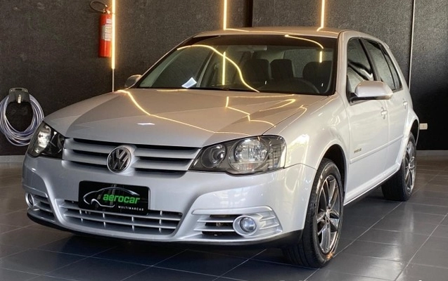 imagem-https://www.socarrao.com.br/sc-vehicle-images-prod/2498738/1783438387423-640_480_volkswagen-golf-sportline-1-6-flex-10-10-9c7574-2.jpg