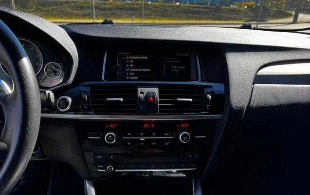 imagem-https://www.socarrao.com.br/sc-vehicle-images-prod/2498767/1789072122562-8252437_12_B_10446d2be3.jpeg