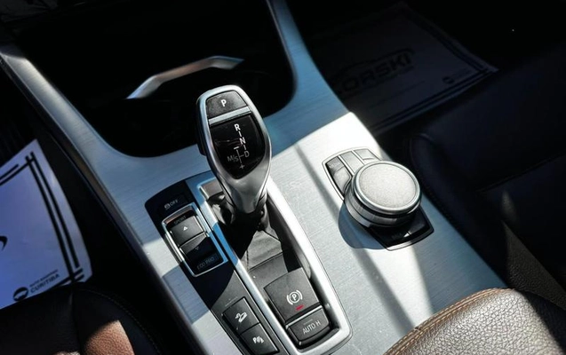 imagem-https://www.socarrao.com.br/sc-vehicle-images-prod/2498767/1789072122570-8252437_7_B_ff089eb665.jpeg
