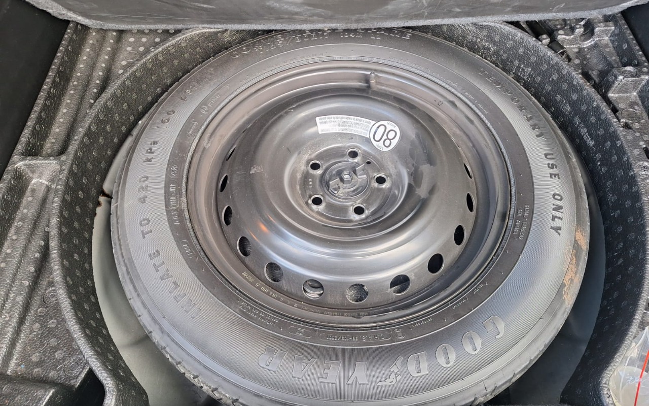 imagem-https://www.socarrao.com.br/sc-vehicle-images-prod/2498822/1783439609868-YmJmNGMyNzgtYjQ4Mi00YzY2LTgyNjAtNTU3NzZlMTViMTUwLmpwZw.jpg