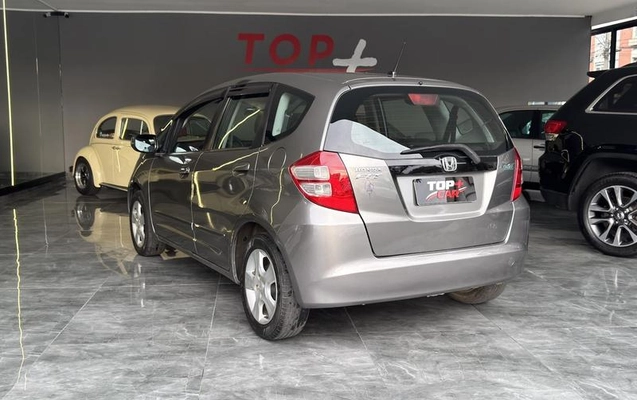 imagem-https://www.socarrao.com.br/sc-vehicle-images-prod/2498965/1791575607260-8169268_7_B_65ddc1a1b6.jpeg