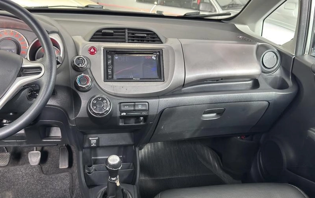 imagem-https://www.socarrao.com.br/sc-vehicle-images-prod/2498965/1791575607270-8169268_9_B_e2bf8c861b.jpeg