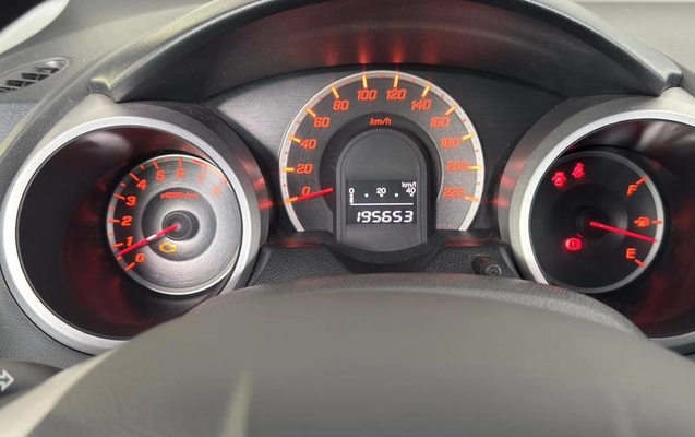imagem-https://www.socarrao.com.br/sc-vehicle-images-prod/2498965/1791575607271-8169268_7_B_d470c53705.jpeg