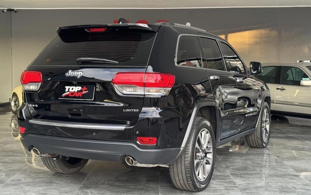 imagem-https://www.socarrao.com.br/sc-vehicle-images-prod/2498968/1785855135929-8210480_6_B_7d2e3fcfd0.jpeg