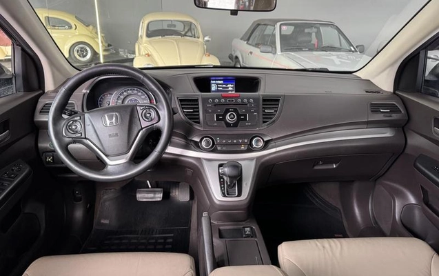 imagem-https://www.socarrao.com.br/sc-vehicle-images-prod/2498969/1785855140192-8217786_14_B_4c8c3a2631.jpeg