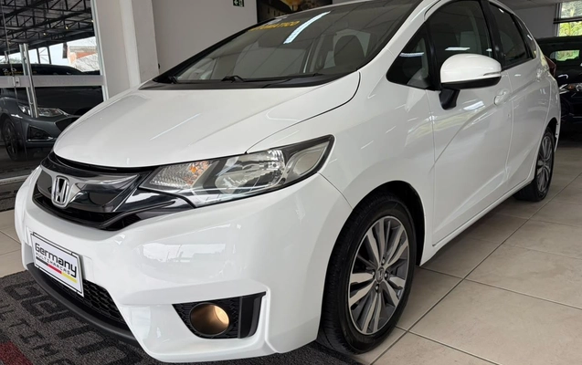 imagem-https://www.socarrao.com.br/sc-vehicle-images-prod/2499682/1789046232329-31f68d1f7568411f91e48484d91e38ae_1789045077187.jpg