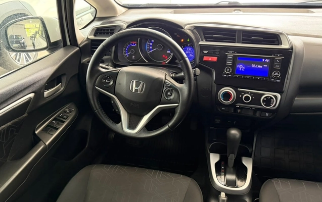 imagem-https://www.socarrao.com.br/sc-vehicle-images-prod/2499682/1789046232339-a0564600d5264920a223722e4b924347_1789045077259.jpg