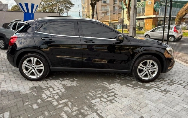 imagem-https://www.socarrao.com.br/sc-vehicle-images-prod/2500350/1783445680251-6_022123.jpg