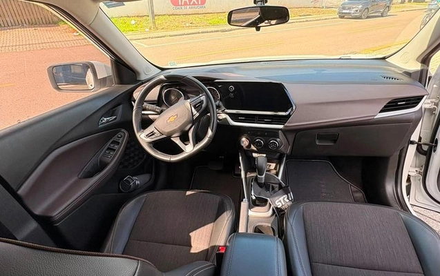 imagem-https://www.socarrao.com.br/sc-vehicle-images-prod/2500356/1783707372613-8253678_8_B_2d7df9d55f.jpeg