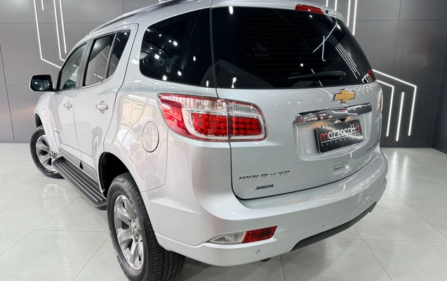 imagem-https://www.socarrao.com.br/sc-vehicle-images-prod/2500437/1783446058373-003_7fc4dd78642d5cdaf89882040282dbc5.jpeg