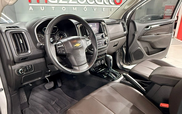 imagem-https://www.socarrao.com.br/sc-vehicle-images-prod/2500437/1783446058380-003_dce45ded055530a9eb87ee4126b4e424.jpeg