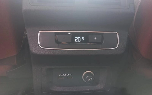 imagem-https://www.socarrao.com.br/sc-vehicle-images-prod/2500439/1788548247069-8243165_0_B_bbe9c9b591.jpeg