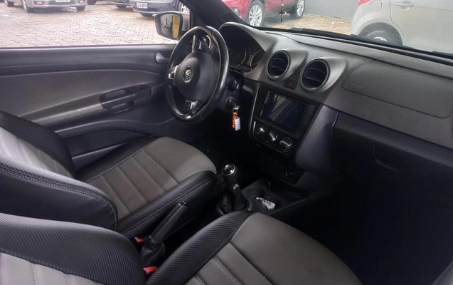 imagem-https://www.socarrao.com.br/sc-vehicle-images-prod/2500465/1790111627093-8246948_1_B_994b231b9c.jpeg
