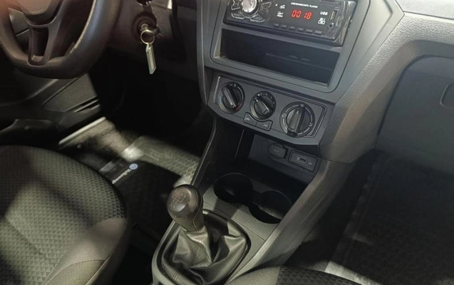 imagem-https://www.socarrao.com.br/sc-vehicle-images-prod/2500797/1788551792363-8253182_13_B_158a3d8a63.jpeg