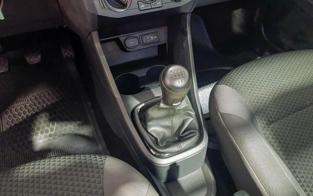 imagem-https://www.socarrao.com.br/sc-vehicle-images-prod/2500797/1788551792371-8253182_0_B_664b72bb41.jpeg