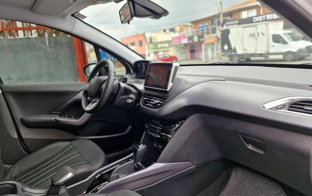 imagem-https://www.socarrao.com.br/sc-vehicle-images-prod/2500822/1788546377338-7779455_4_B_695e4cb625.jpeg