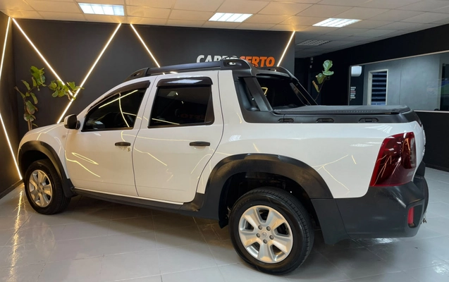 imagem-https://www.socarrao.com.br/sc-vehicle-images-prod/2501396/1783450744717-EMmViWnVZHQCp4a1wpOsU7Ma64CiMm0B.jpg