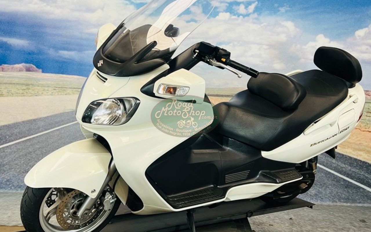 imagem-https://www.socarrao.com.br/sc-vehicle-images-prod/2501515/1783451517031-QlVSR01BTiA2NTAgQlJBTkNBLmpwZw.jpg