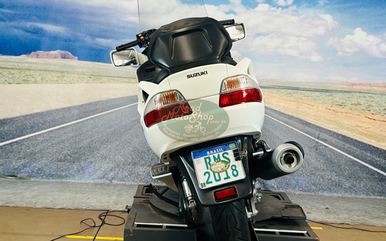 imagem-https://www.socarrao.com.br/sc-vehicle-images-prod/2501515/1783451518032-QlVSR01BTiA2NTAgQlJBTkNBXzkuanBn.jpg