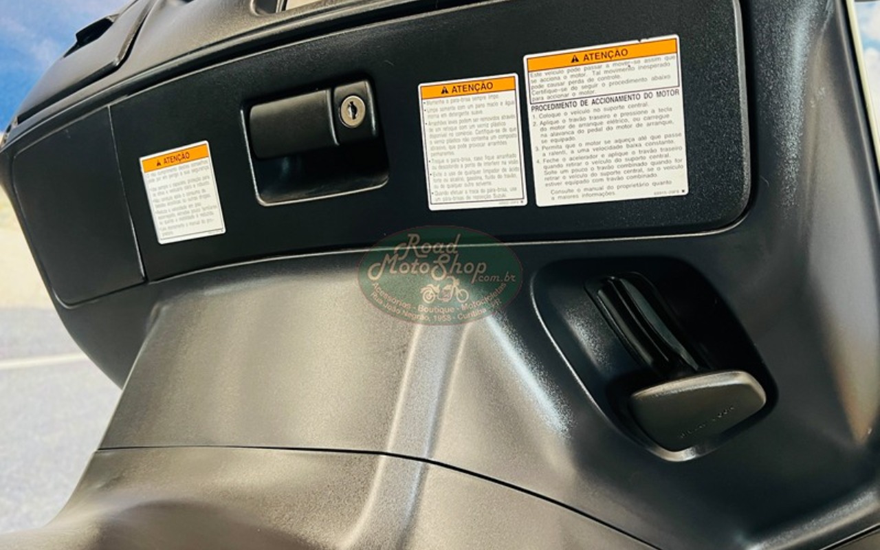imagem-https://www.socarrao.com.br/sc-vehicle-images-prod/2501515/1783451518726-QlVSR01BTiA2NTAgQlJBTkNBXzE1LmpwZw.jpg