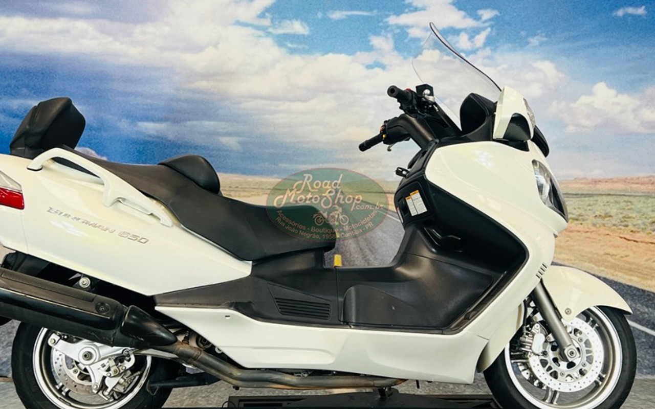 Suzuki BURGMAN 650 EXECUTIVE/ 650 2011 Branco — foto 1 de 3