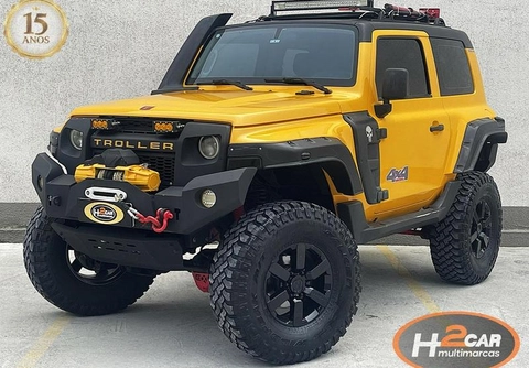 Troller T-4 2015 Amarelo — foto 1 de 3