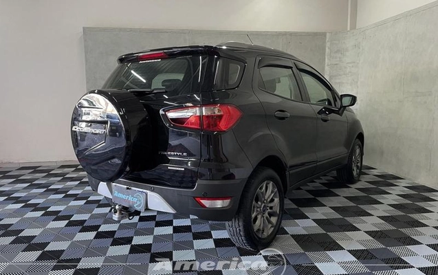 imagem-https://www.socarrao.com.br/sc-vehicle-images-prod/2502010/1789135746246-8237216_7_B_c34a217daa.jpeg