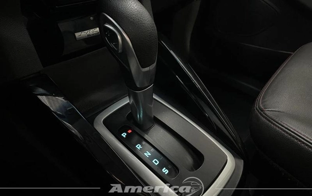 imagem-https://www.socarrao.com.br/sc-vehicle-images-prod/2502010/1789135746249-8237216_2_B_7edc430c64.jpeg
