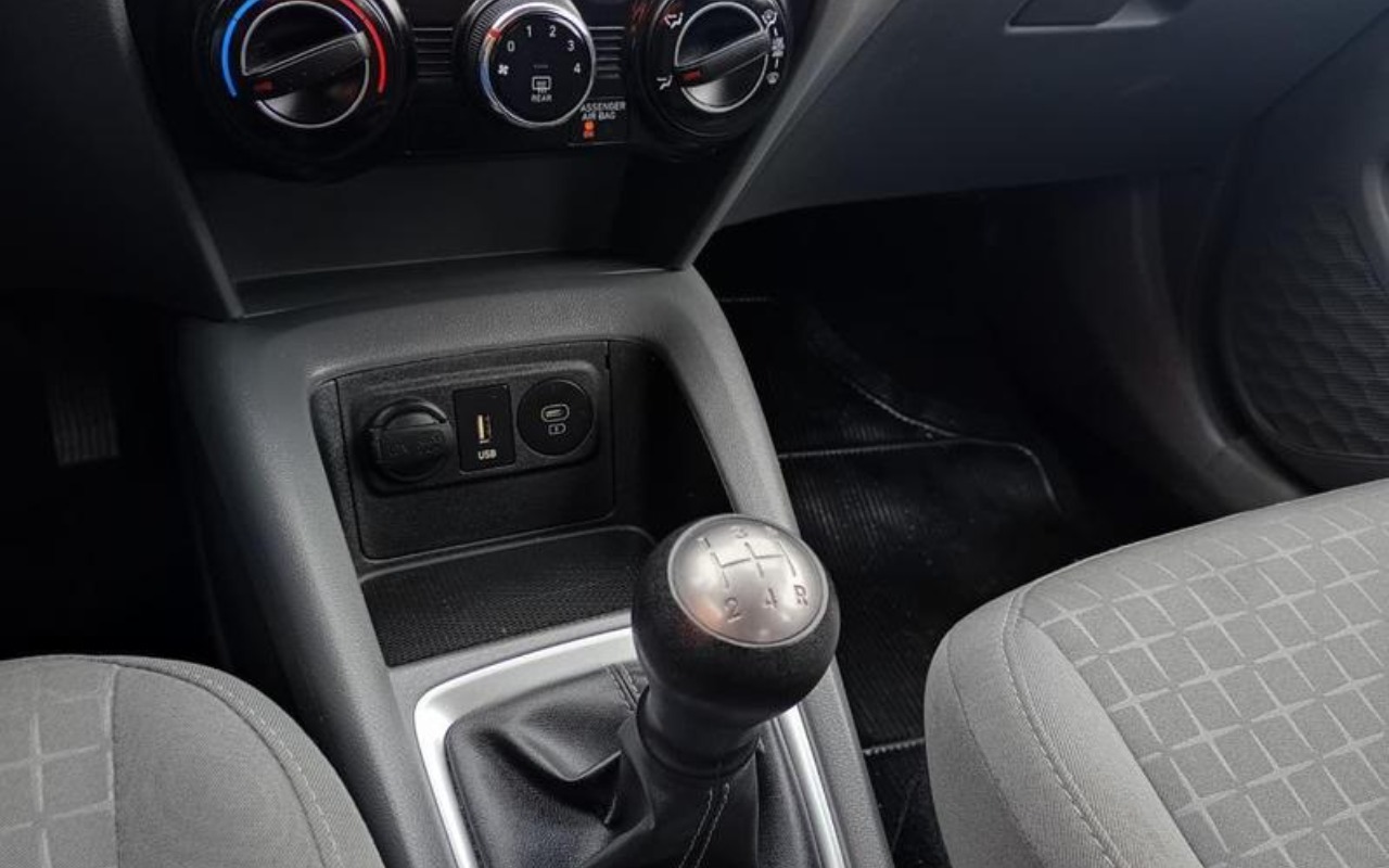 imagem-https://www.socarrao.com.br/sc-vehicle-images-prod/2502027/1783453670758-ODA2NjYyN185X0JfZDY2Zjg3MDc2NC5qcGVn.jpeg