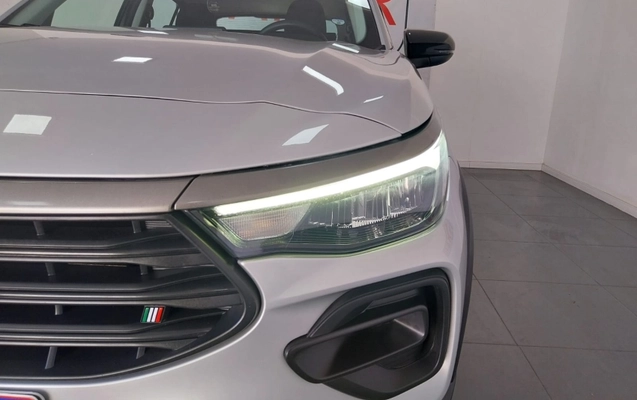 imagem-https://www.socarrao.com.br/sc-vehicle-images-prod/2502251/1786470575394-YpiLVdmasGiT4ZvXgqXhOKtBbzyT7NvA.jpg