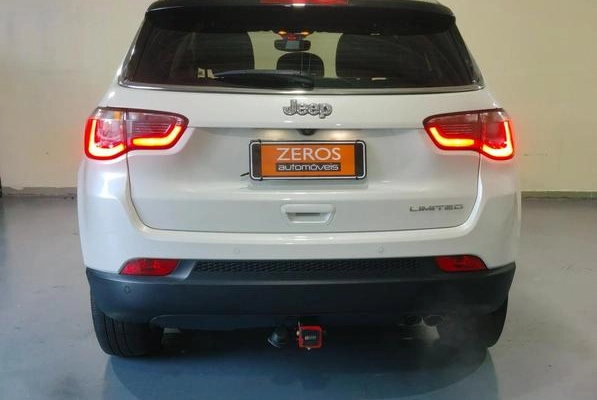 imagem-https://www.socarrao.com.br/sc-vehicle-images-prod/2502449/1787858567322-8257852_11_B_0c05fe8b29.jpeg