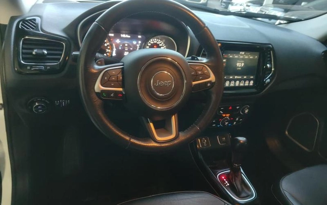 imagem-https://www.socarrao.com.br/sc-vehicle-images-prod/2502449/1787858567356-8257852_3_B_bb8df3f2c5.jpeg