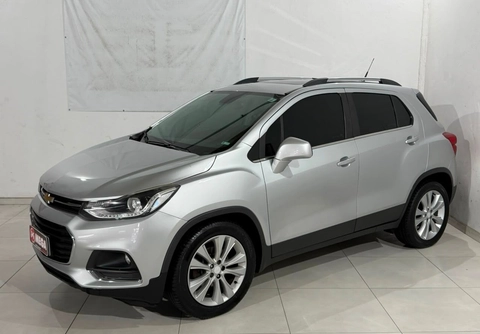 Chevrolet Tracker 2017 Prata — foto 1 de 3