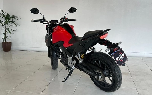 imagem-https://www.socarrao.com.br/sc-vehicle-images-prod/2502568/1783456184848-8243751_1_B_d5fceb7497.jpeg