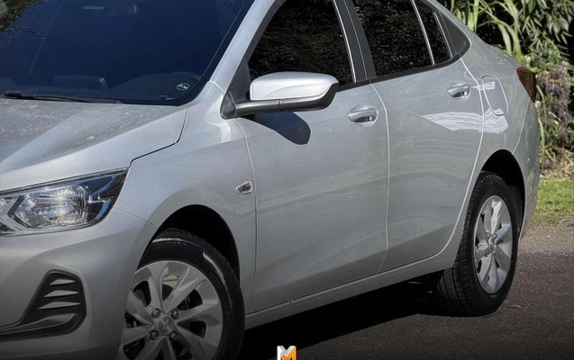 imagem-https://www.socarrao.com.br/sc-vehicle-images-prod/2502616/1789673718263-8253733_3_B_a37cc45c86.jpeg