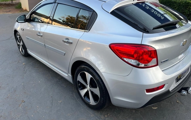 imagem-https://www.socarrao.com.br/sc-vehicle-images-prod/2502789/1783545060142-V3JaEx7HBYxrm3PS99M2cqc35WJ2GmzN.jpg