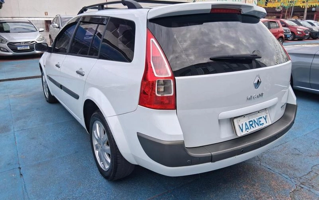 imagem-https://www.socarrao.com.br/sc-vehicle-images-prod/2502815/1788983293361-8256481_7_B_cc96f49c35.jpeg