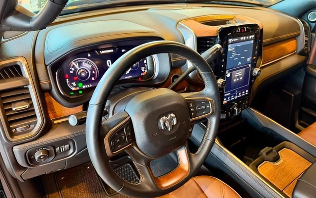 imagem-https://www.socarrao.com.br/sc-vehicle-images-prod/2502902/1788461122690-8258196_14_B_91ceaadbca.jpeg