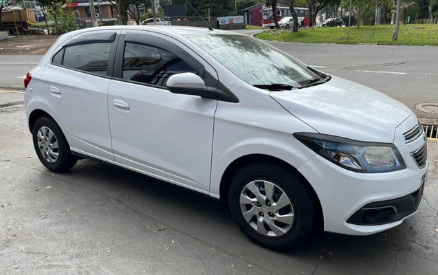 imagem-https://www.socarrao.com.br/sc-vehicle-images-prod/2503008/1785861469243-H8vwInv5c3x8qPaqW7DgMHr5emHZ1g0L.jpg