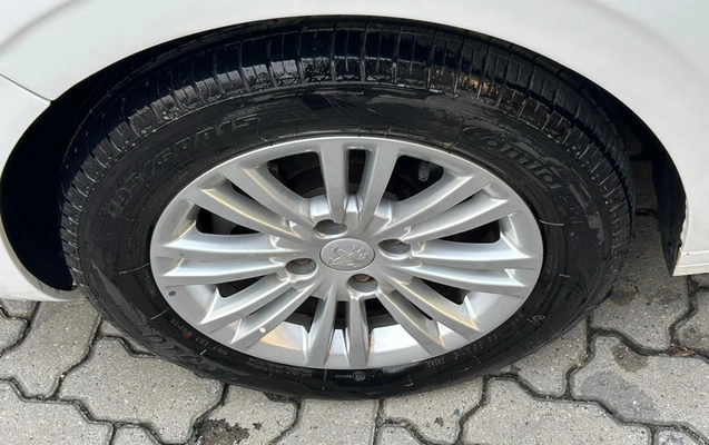 imagem-https://www.socarrao.com.br/sc-vehicle-images-prod/2503044/1789763538626-003_2a509d6848d7a810d826a51c4b00c75b.jpeg