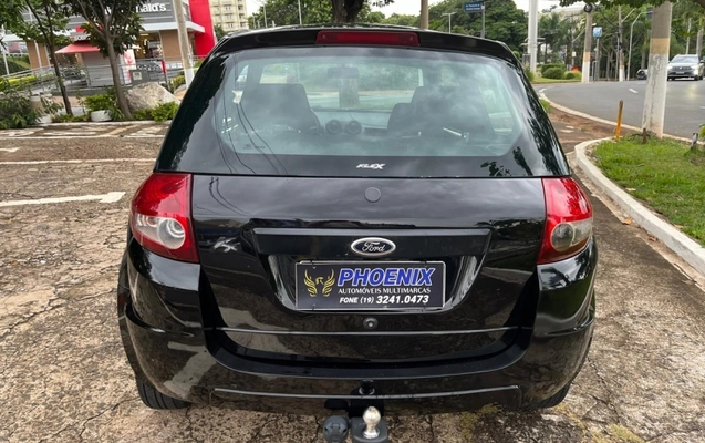 imagem-https://www.socarrao.com.br/sc-vehicle-images-prod/2503081/1786128429453-DVadpsS1IYw12ZktiYwitA0IwCQJEjEl.jpg