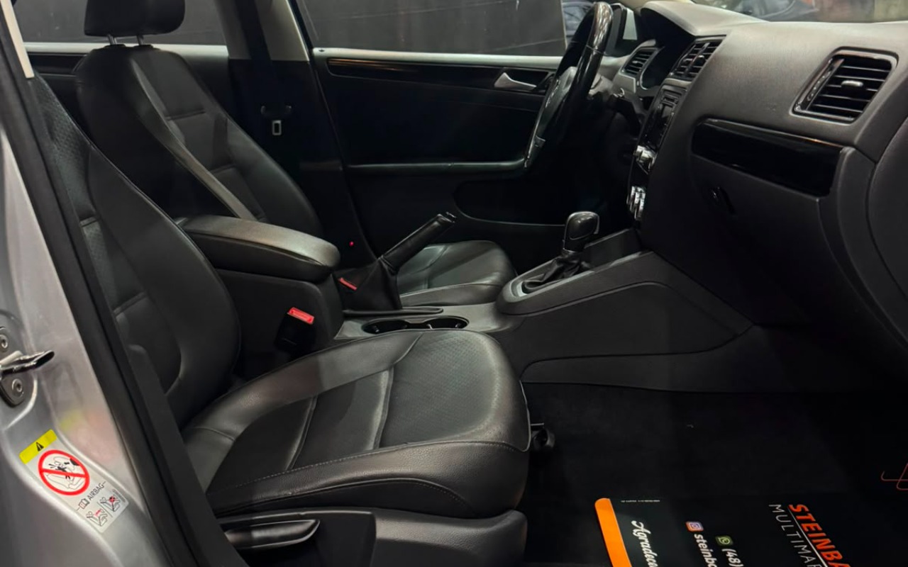 imagem-https://www.socarrao.com.br/sc-vehicle-images-prod/2513205/1783512481416-VlcgVm9sa3N3YWdlbiBKZXR0YSAyLjAgQ29uZm9ydGxpbmUgQ29tcGxldG8gMjAxNCBTdGVpbmJhY2ggTXVsdGltYXJjYXMgZW0gU2FudG8gQW1hcm8gZGEgSW1wZXJhdHJpeiBTQyAxNS5qcGVn.jpeg