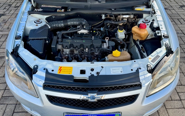 imagem-https://www.socarrao.com.br/sc-vehicle-images-prod/2513538/1783721575624-61888e75-6a74-491a-b56d-4c9f15c0652b.jpg