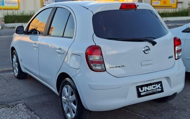 imagem-https://www.socarrao.com.br/sc-vehicle-images-prod/2513780/1786473571489-8258766_11_B_b1c109dbdd.jpeg