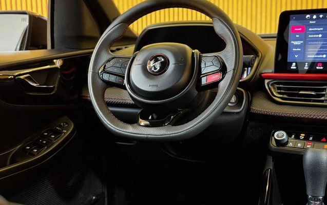 imagem-https://www.socarrao.com.br/sc-vehicle-images-prod/2513822/1787926797660-8251742_15_B_c3f0d989c3.jpeg