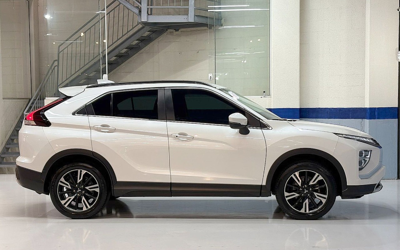 imagem-https://www.socarrao.com.br/sc-vehicle-images-prod/2514089/1783516318933-TUlUU1VCSVNISSBFQ0xJUFNFIEhQRSAtIDIwMjMgLSBCUkFOQ08gLSBTRFk0RTc2ICg3KS5qcGc.jpg