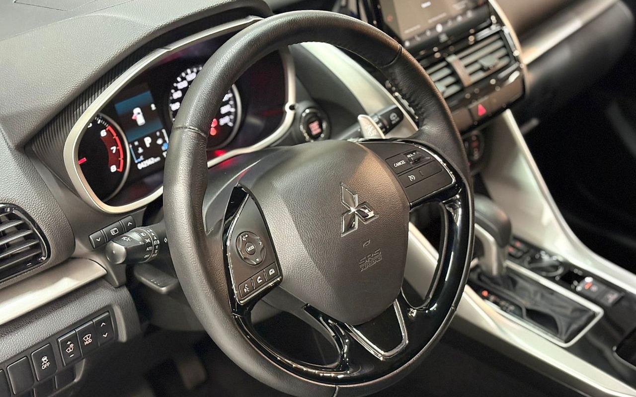 imagem-https://www.socarrao.com.br/sc-vehicle-images-prod/2514089/1783516320324-TUlUU1VCSVNISSBFQ0xJUFNFIEhQRSAtIDIwMjMgLSBCUkFOQ08gLSBTRFk0RTc2ICgxOCkuanBn.jpg
