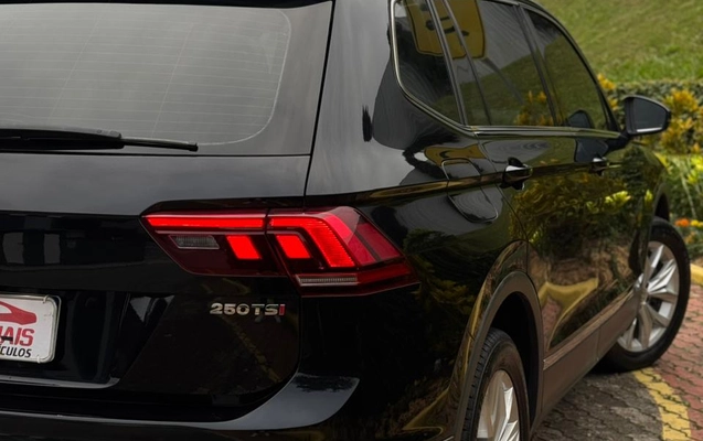 imagem-https://www.socarrao.com.br/sc-vehicle-images-prod/2514553/1783517908879-003_59b5ff0d8387187c0a576a83253e73de.jpeg
