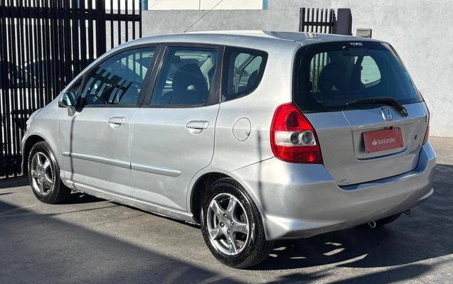 imagem-https://www.socarrao.com.br/sc-vehicle-images-prod/2514739/1787684903089-8259265_2_B_c531ec5da6.jpeg