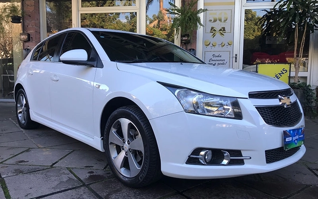 imagem-https://www.socarrao.com.br/sc-vehicle-images-prod/2514778/1783621057696-l8qv22gPhUobHzcNp6QUJucSdsLU8ZCs.jpg